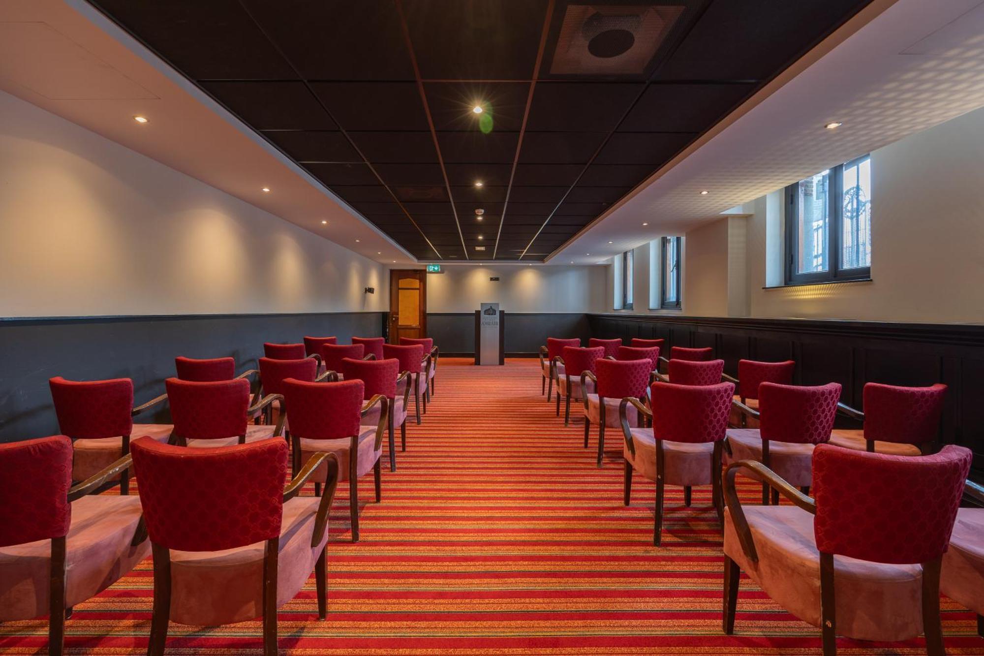 Grand Hotel Amrath Amsterdam Ngoại thất bức ảnh The interior of the cinema